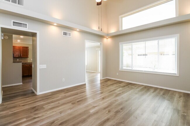 Building Photo - 5119 W Boston Way S