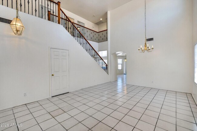 Building Photo - 7823 S 48th Ln