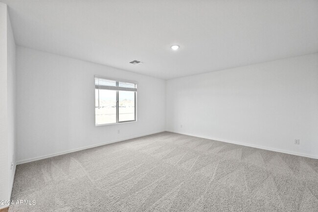 Building Photo - 7632 W Saddlehorn Rd