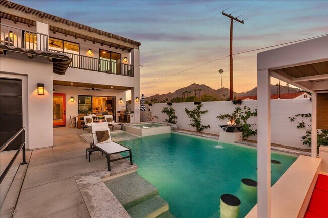 Building Photo - 51116 Avenida Mendoza