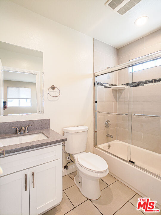 Building Photo - 965 N Wilton Pl