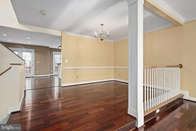 Building Photo - 3912 Maximilian Ct