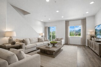 Building Photo - Summit Ridge Townhomes