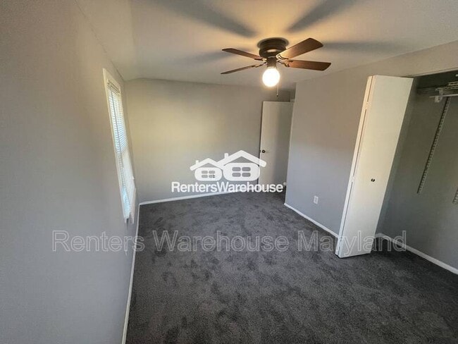 Building Photo - 20 Stewarton Ct