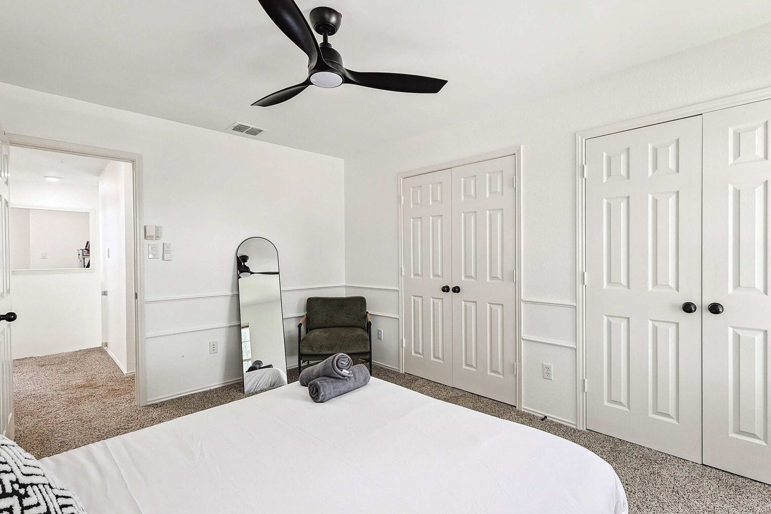 Building Photo - 806 Longleaf Dr