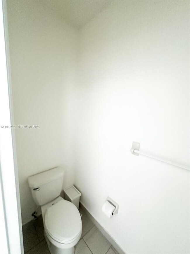 Building Photo - 11958 SW 151 Ave