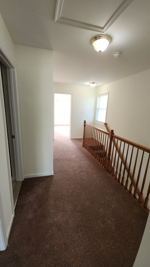 Building Photo - Spacious, Large, Luxury 3 Bedroom End - Unit Townhouse in Hockessin, Delaware