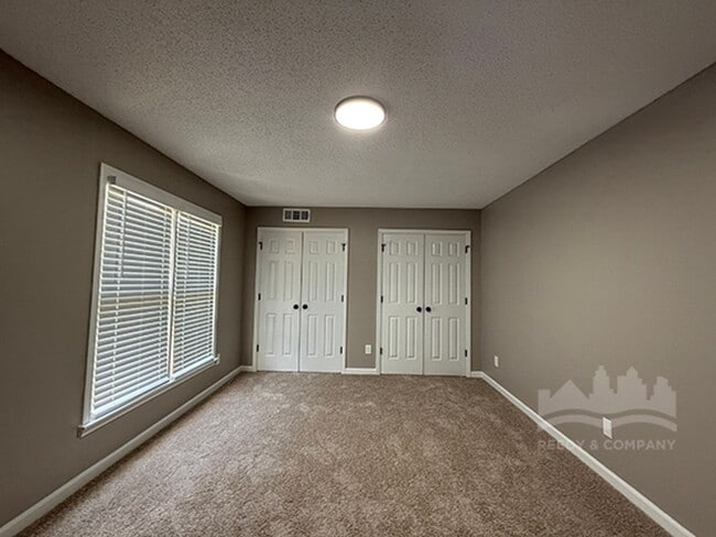 Building Photo - Welcome to your dream home in the heart of...