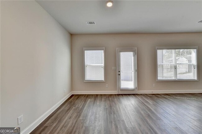 Building Photo - 212 Station Overlook Dr