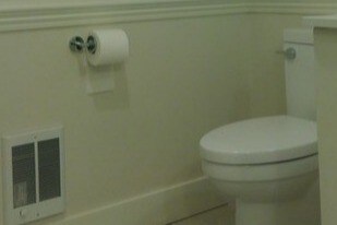 1st Toilet - 48 Benefit St