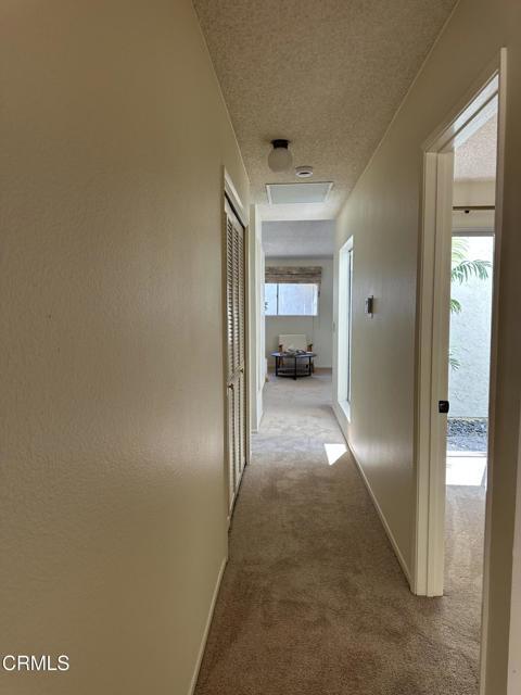 Building Photo - 1032 Royal Oaks Dr