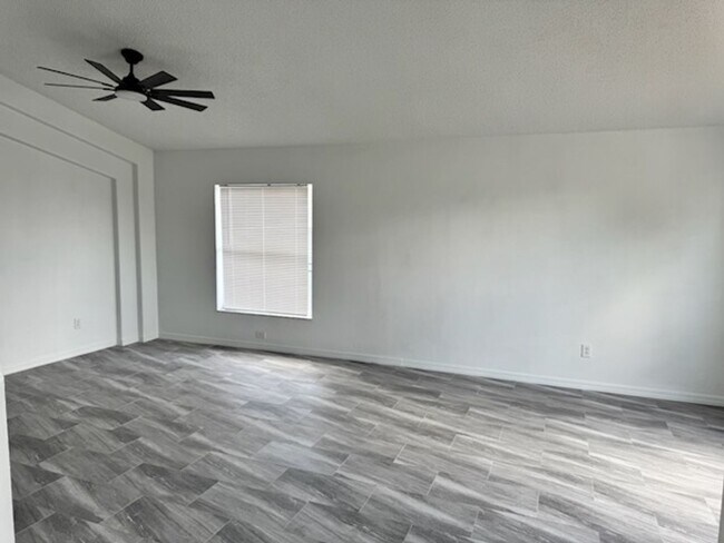 Building Photo - Home for rent