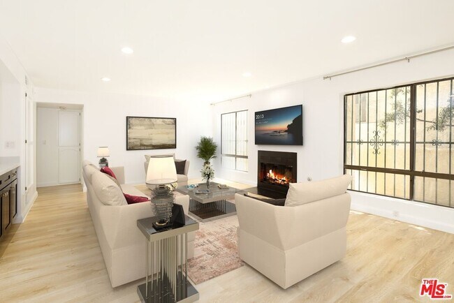 Building Photo - 1738 S Bentley Ave