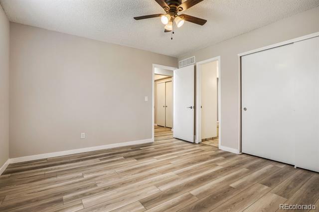 Building Photo - 11962 E Maple Ave