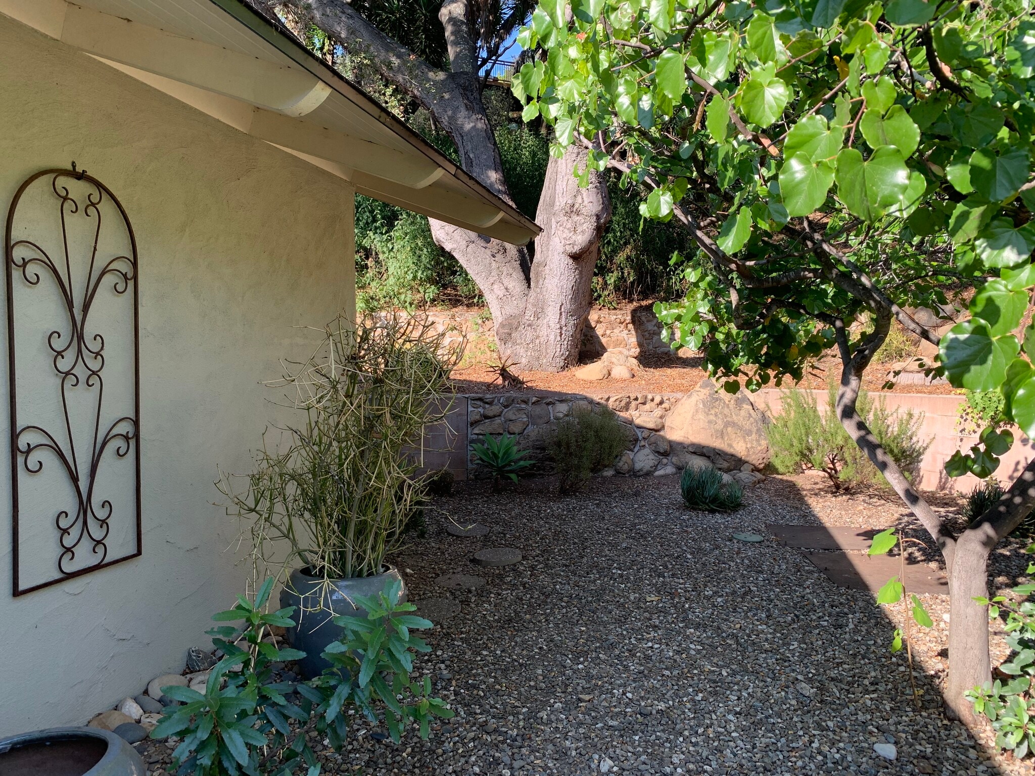 Building Photo - 30 Saint Francis Way