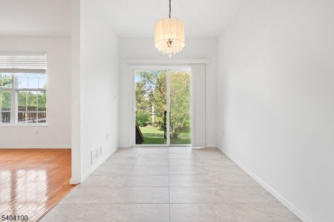 Building Photo - 119 Hoover Ave