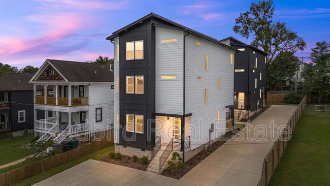 Building Photo - 1612 Branch St
