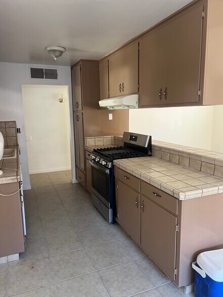 Building Photo - 217 Eula Dr