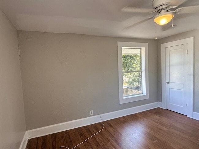 Building Photo - 1924 22nd St S