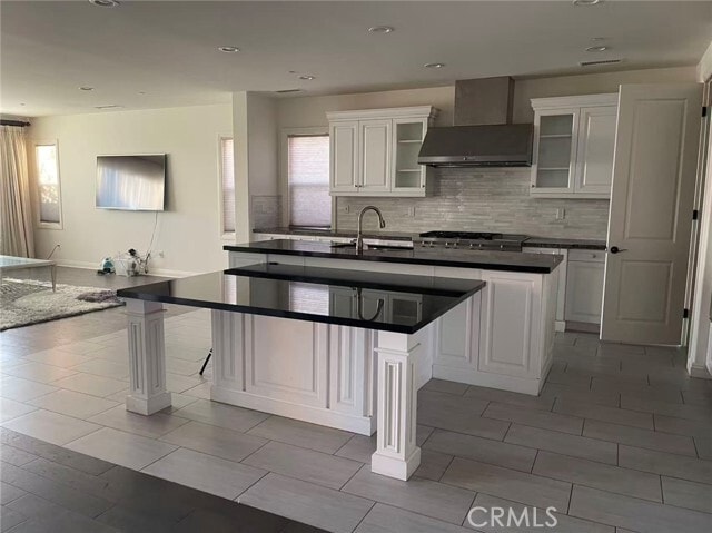 Building Photo - 2584 E Temblor Ranch Dr