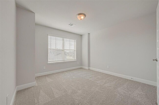Building Photo - 429 Aurora Creek Ln