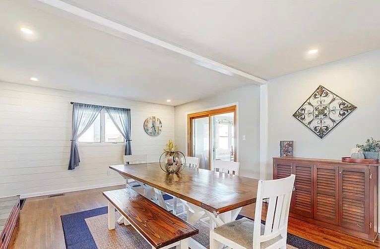 Building Photo - 2809 Green Acres Dr