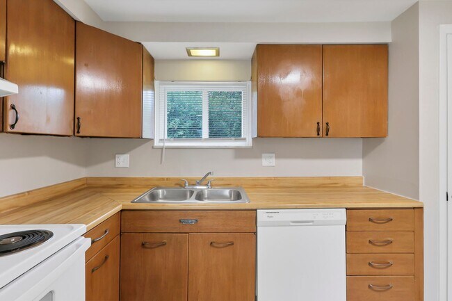 Building Photo - 1029 Binns Blvd
