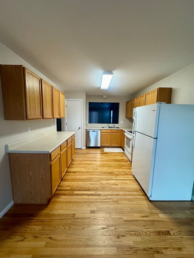 Building Photo - 3 Bedroom Home in Peyton