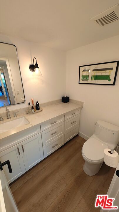 Building Photo - 2129 Vista Laredo