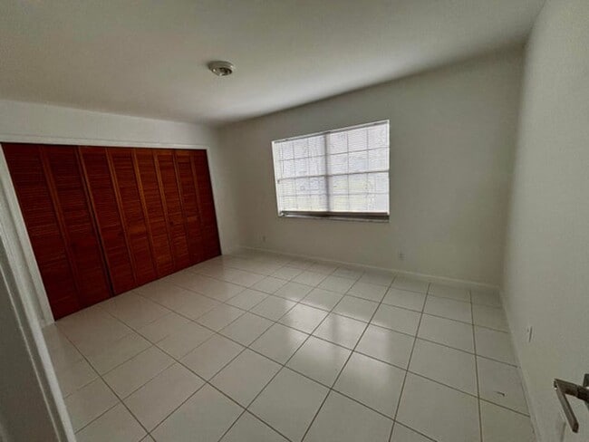 Building Photo - 9976 Liberty Rd