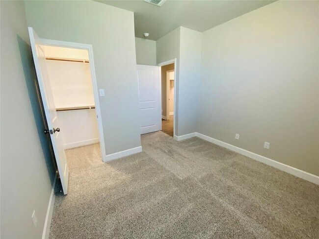 Building Photo - 5754 Redfish Ct
