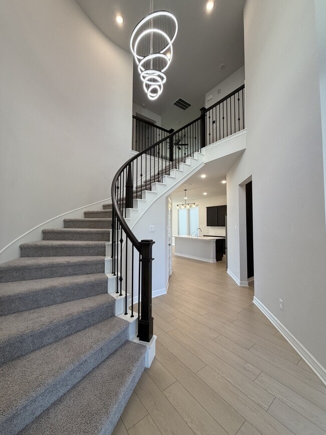 Building Photo - 368 Mallorn Ln