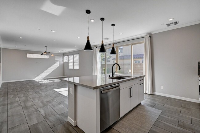 Building Photo - STUNNING 2 Story, 3 Bedroom Home in INSPIR...