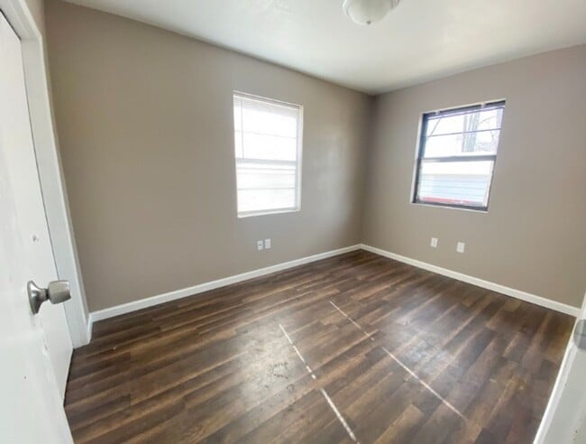 Building Photo - Italian Estates Property Management