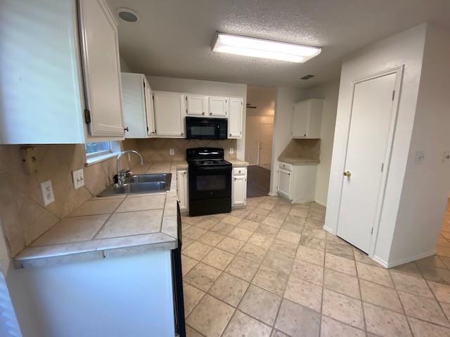 Building Photo - 8612 Brushy Creek Trail