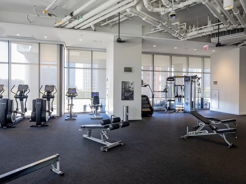 Building Photo - 1053 S State St