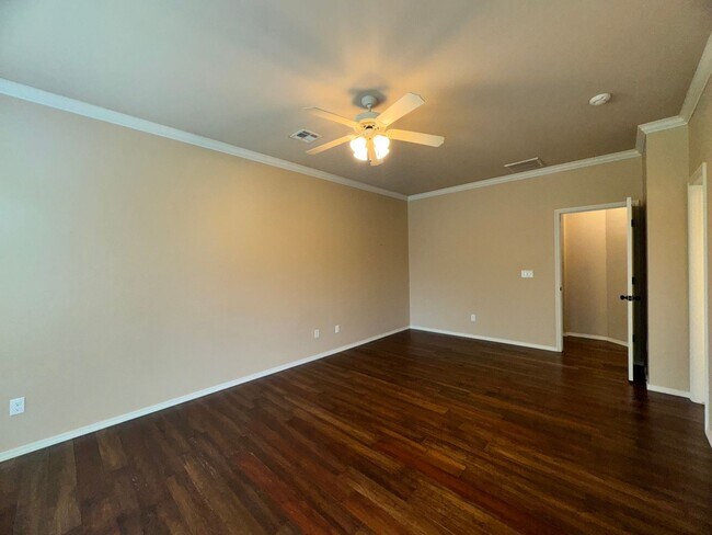 Building Photo - 3 Bed 2 Bath in Edmond!