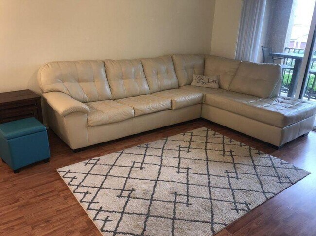 Building Photo - 1000 Scotia Dr