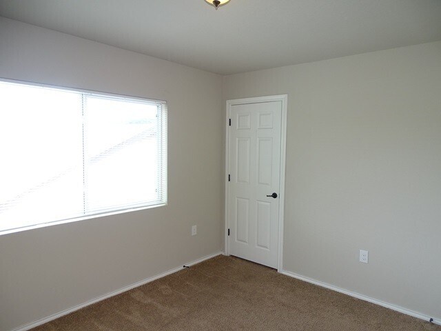 Building Photo - 5826 Grandwood Dr