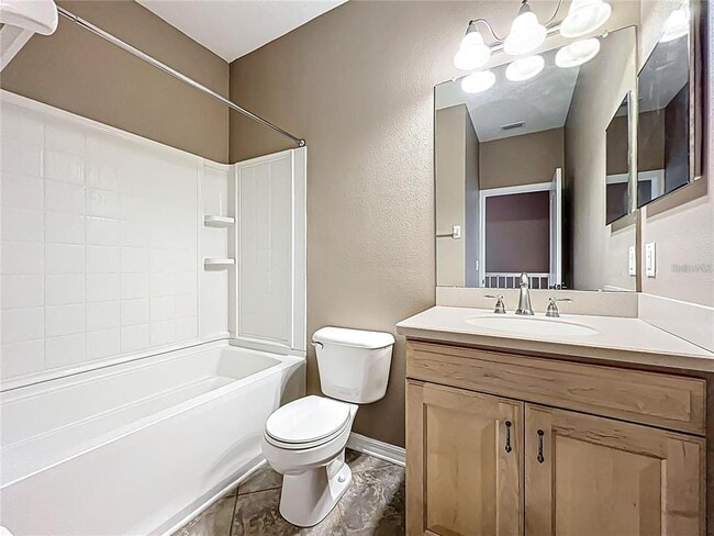Building Photo - 15811 Fishhawk Falls Dr