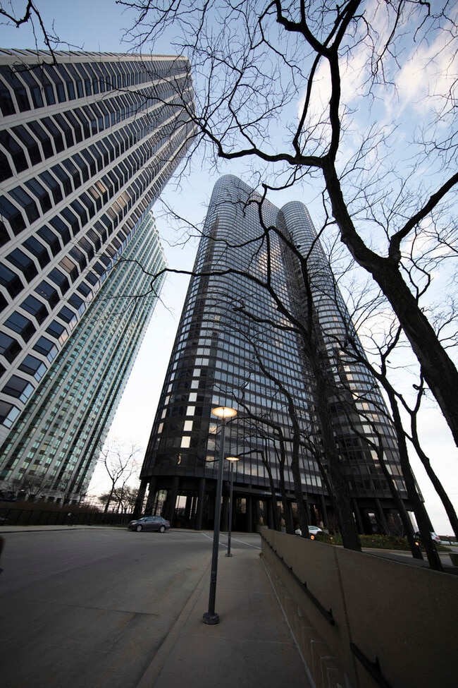 Building Photo - 155 N Harbor Dr