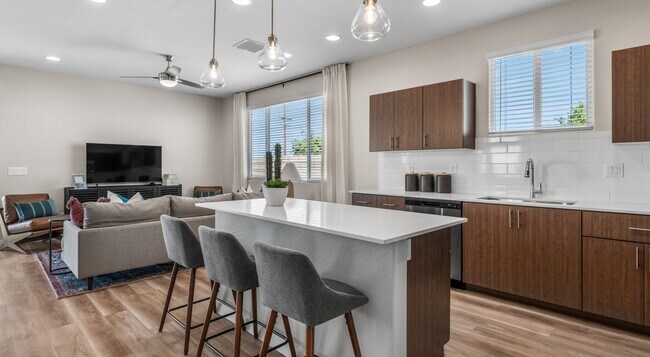 Building Photo - Brand New 3 Bedroom Home in Phoenix - Now ...