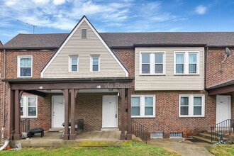 Building Photo - 940 Geers Ave