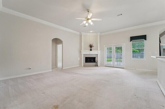 Building Photo - 11806 Regency Forest Dr