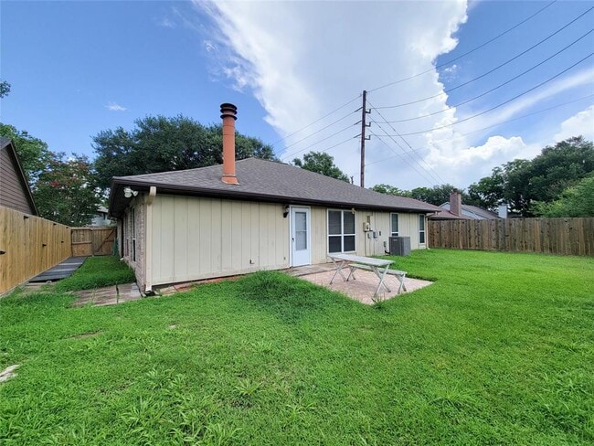 Building Photo - 7006 Stonewall Ridge Dr