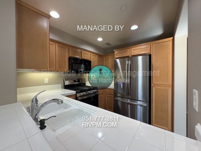 Building Photo - 3964 Polk St