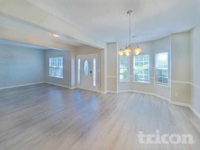 Building Photo - 211 Beckenham Ln