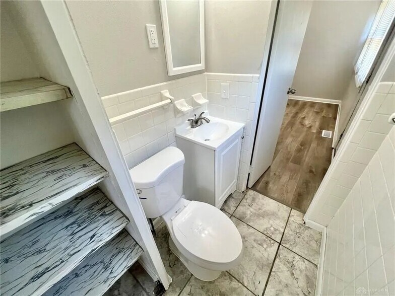 Building Photo - 3844 Lori Sue Ave