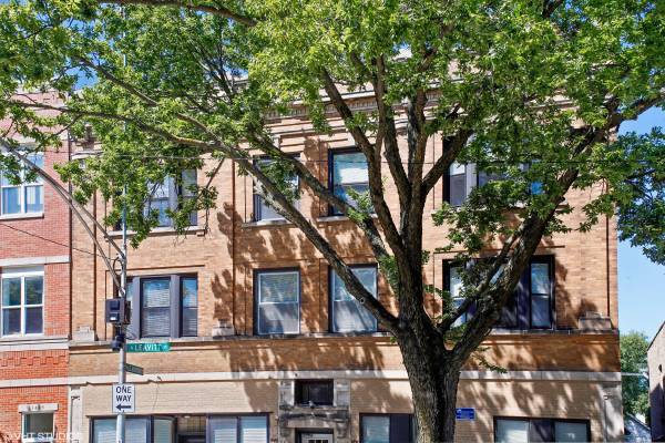 Building Photo - 1448 N Leavitt St