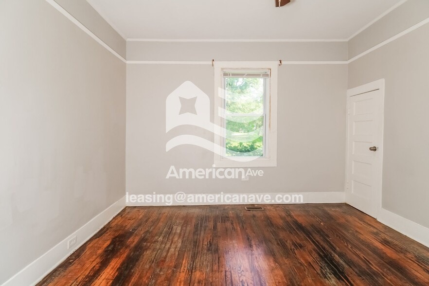 Building Photo - 1215 McDuffie Ave